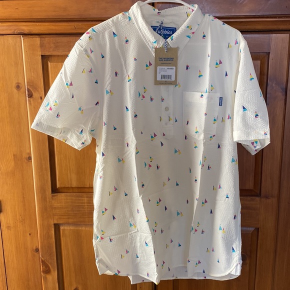 chubbies Other - NWT Chubbies Sailboat Button Up Collared Short Sleeve Shirt “The Sea Vehicle”
